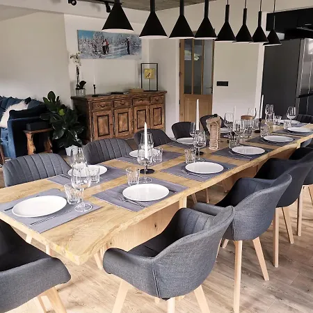 Domisiladoré - De Gamme Pour 10 Adultes Et 2 Enfants à Chalet *