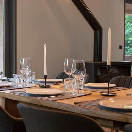 Chalet Domisiladore - De Gamme Pour 10 Adultes Et 2 Enfants A *